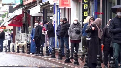 SİLİVRİ'DE SOKAĞA ÇIKMA KISITLAMASI SONRASINDA YOĞUNLUK
