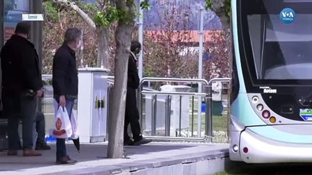 İzmir’de Sokağa Çıkma Yasağı Sonrası Hareketlilik
