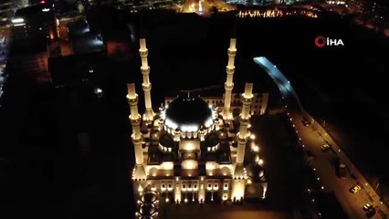 Korona virüse karşı dua sesleri yükselmeye devam ediyor