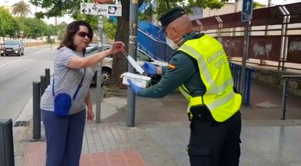 Reparto de mascarillas en Valencia