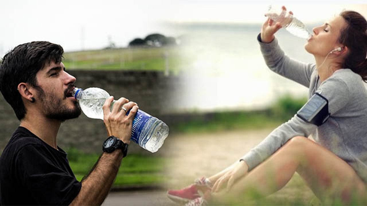 खड़े होकर पानी पीने से होते है ये नुकसान । Disadvantage Of Drinking Water While Standing । Boldsky