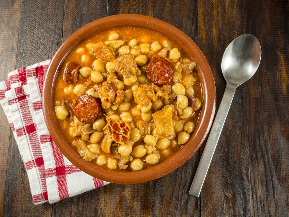Callos con garbanzos