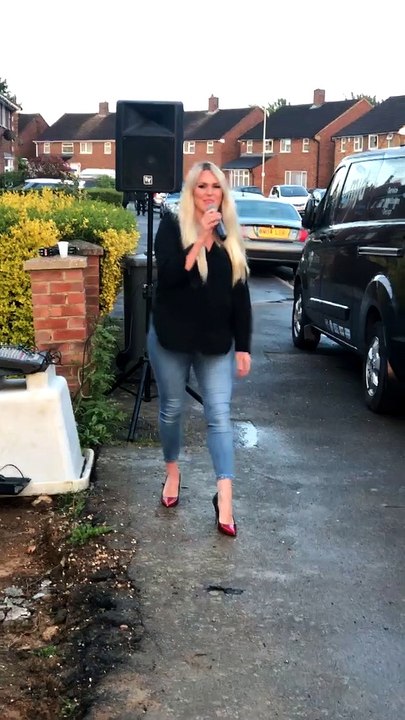 Kerry Sullivan singing in Luton