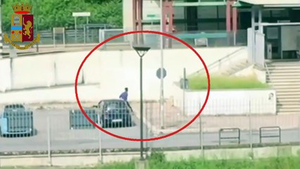 Roma - Spaccio di droga alla stazione metropolitana Centro Rai (05.05.20)