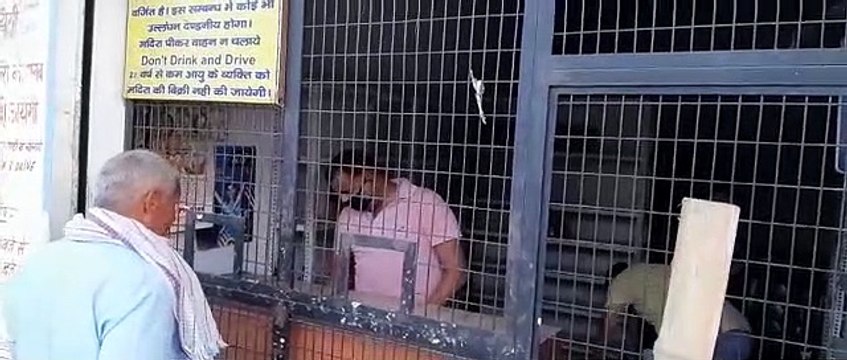 लॉकडाउन: यूपी में शराब खरीदने की तय हुई लिमिट, जाने एक आदमी कितनी खरीद सकता है शराब?