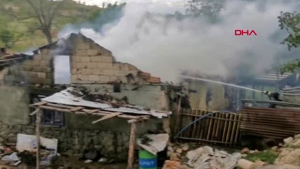 ADIYAMAN Gölbaşı'nda ev yangını