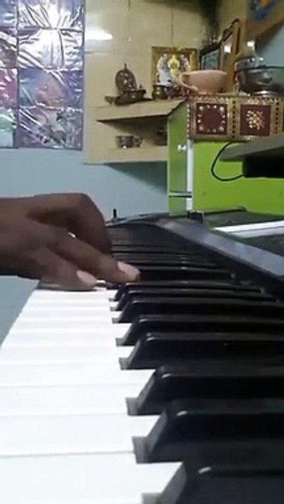 Mouna Ragam Theme Music