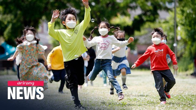 Public institutions, schools slowly re-open in S. Korea amid 'everyday life quarantine scheme'