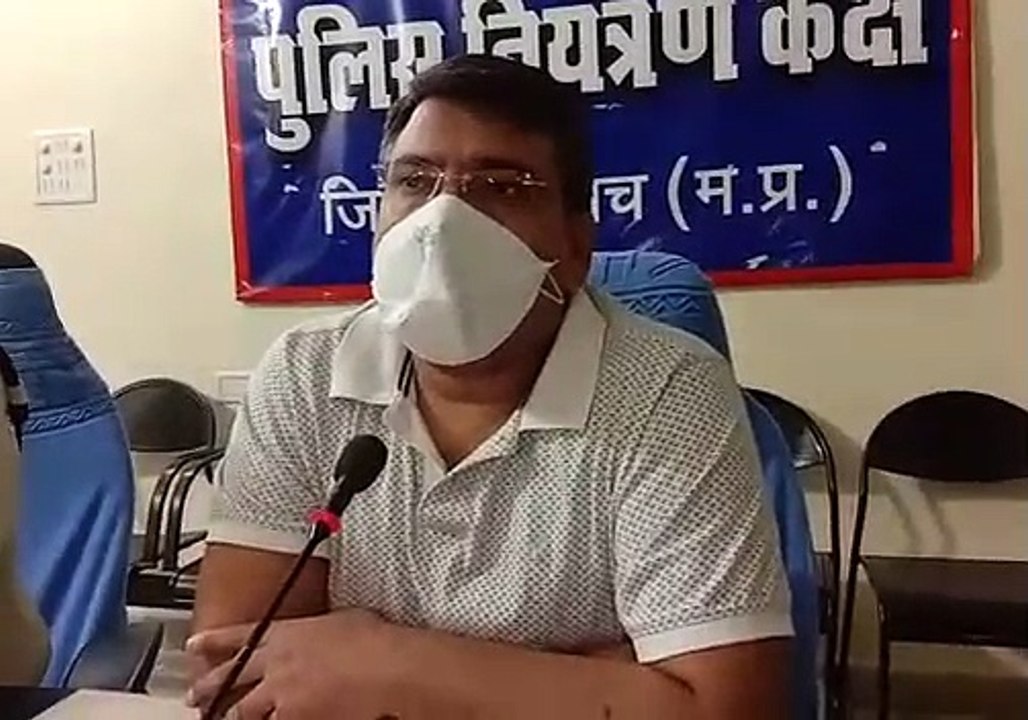 नीमच: देर रात शहर में कर्फ्यू घोषित, एक साथ चार...