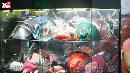 Người dân Sài Gòn 'đua nhau' đi mua nón chống dịch COVID-19