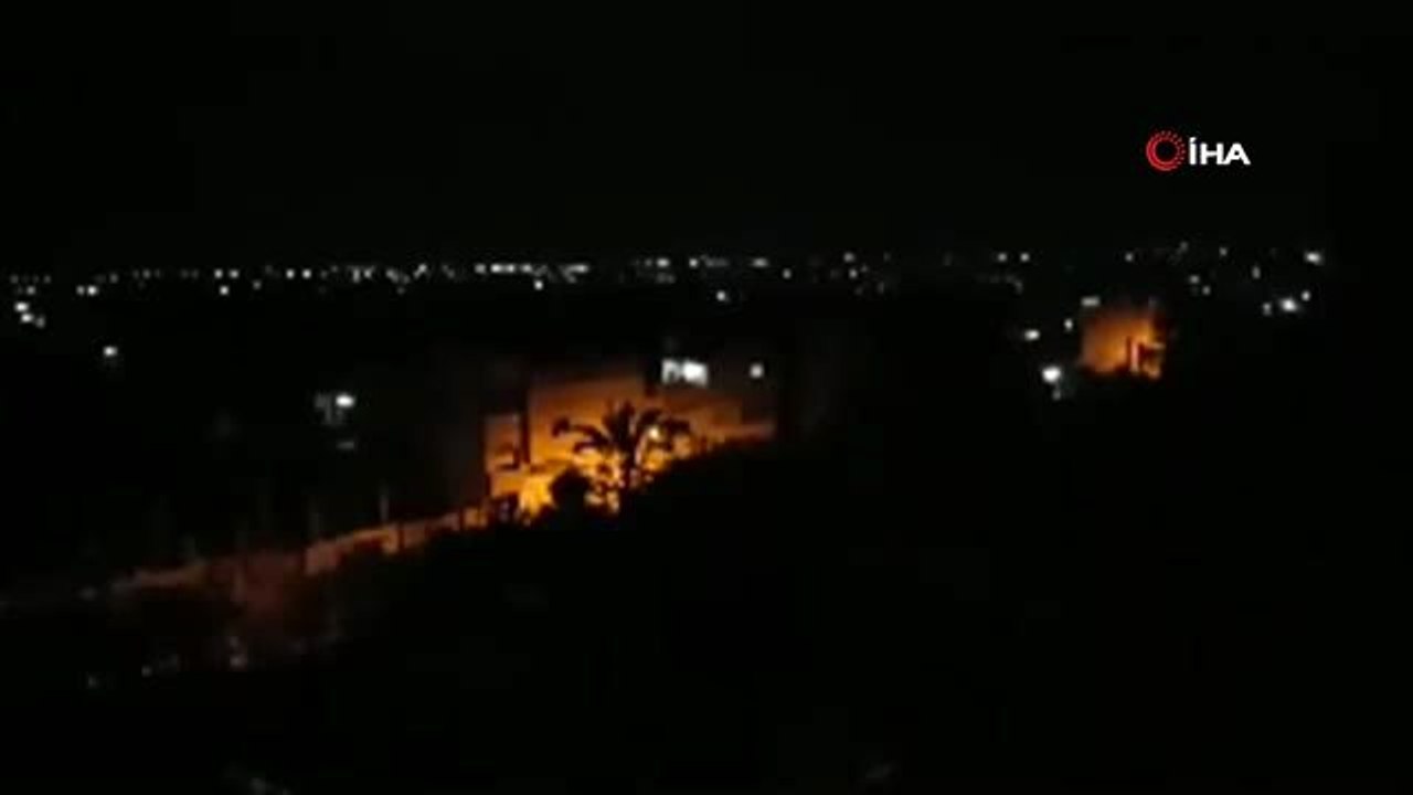 - İsrail, Gazze'de Hamas'a ait 3 askeri noktayı hedef aldı