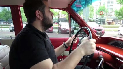 Dedesinin otomobilini 45 yıl sonra bulup satın aldı