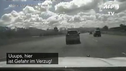 Fünfjähriger düst mit SUV über Autobahn - Polizei stoppt ihn