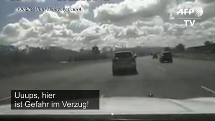 Fünfjähriger düst mit SUV über Autobahn - Polizei stoppt ihn