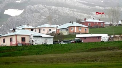 Van'da karantinaya alınan 4 mahallede sağlık taraması sürüyor