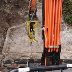 D R Mini Excavator Hire Melbourne