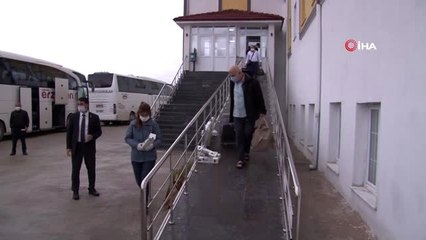Erzincan'da 14 gün karantinada kalan gurbetçiler uğurlandı
