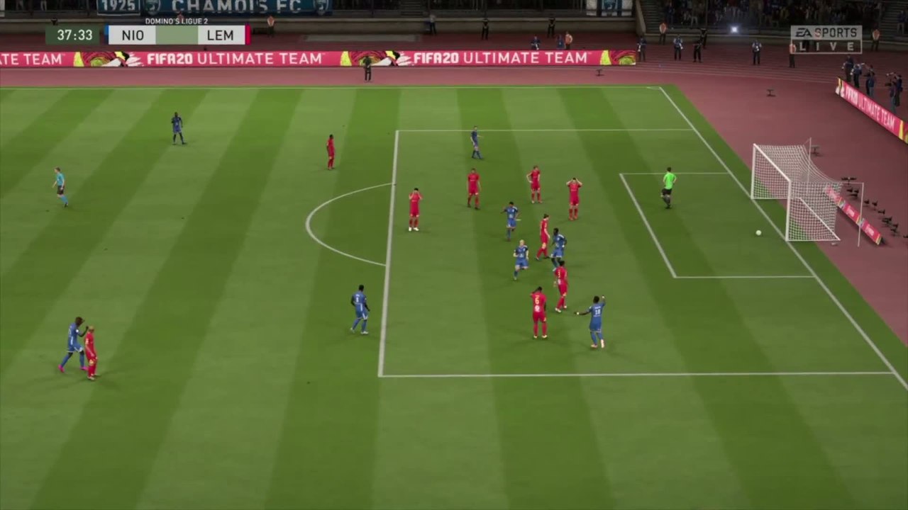 Chamois Niortais FC - Le Mans FC sur FIFA 20 :...