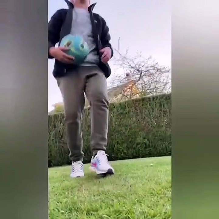 En cette période de confinement nos seniors lancent un défi jonglage aux autres catégories.