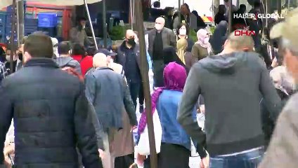 Fatih'te Çarşamba pazarında yoğunluk! Yürümek bile zorlaştı