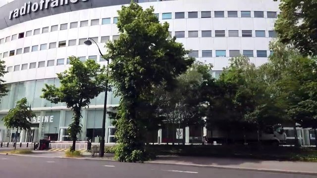 Caméra embarquée dans Paris confiné: balade dans le 16ème arrondissement