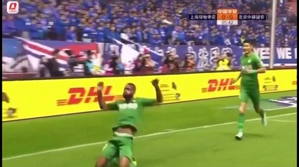 Bakambu için Galatasaray ve Fenerbahçe iddiası