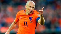 Futbolu bırakan Hollandalı yıldız Arjen Robben'e Botafogo talip oldu