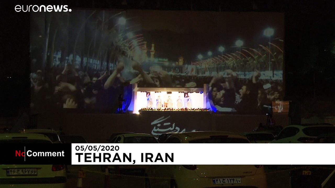 Iran: Nach dem Fastenbrechen in die Drive-In-Moschee