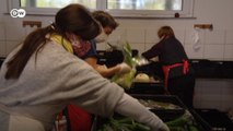 Com algumas escolas fechadas, crianças recebem merenda em casa