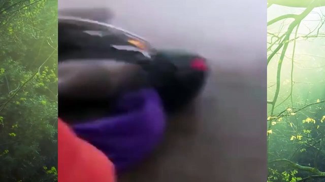 Cận cảnh siêu bão Mangkhut càn quét Hồng Kông, Trung Quốc gây nên cảnh tượng tan hoang chưa từng có