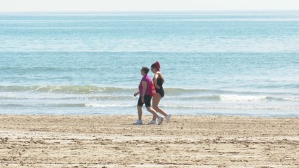 Canet d´en Berenguer prepara su playa para la desescalada