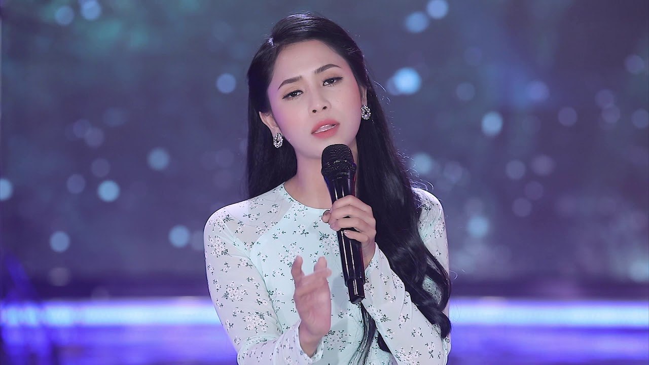Rừng Lá Thấp - Phương Ý Bolero  Official MV