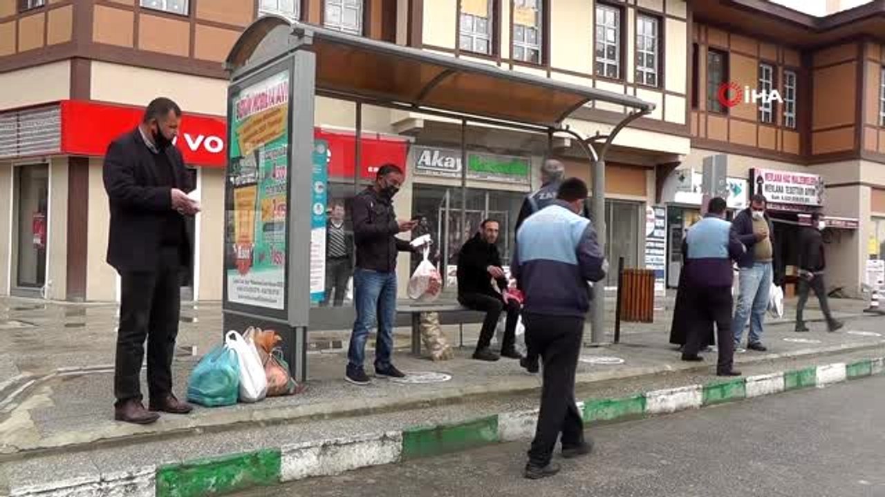 Erciş Belediyesi 10 bin adet ücretsiz maske dağıttı