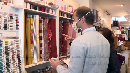 آلات الخياطة تستعيد حضورها في المنازل بفعل وباء كوفيد-19