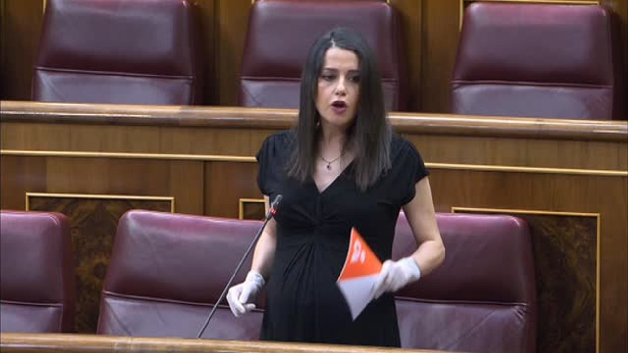 Arrimadas: "Hoy no estamos emitiendo un voto a favor de este Gobierno"