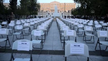 Yunanistan'da "boş sandalye" protestosu