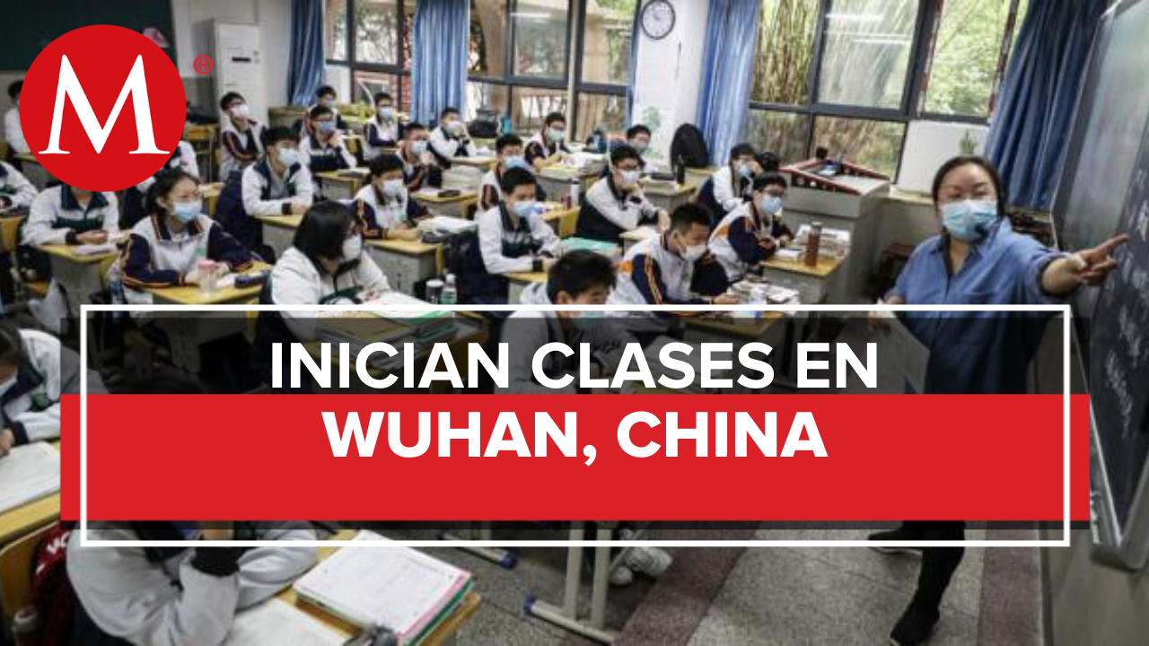 Alumnos de secundaria regresan a clases en Wuhan, cuna del coronavirus