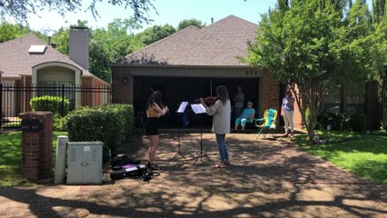 Dallas Symphony Orchestra Violinists Serenade Woman on Her 100th Birthday