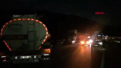 Freni boşalan tanker, karşı şeride geçti