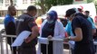 Adana'da, kan stokları azalınca sağlık çalışanları kan bağışladı