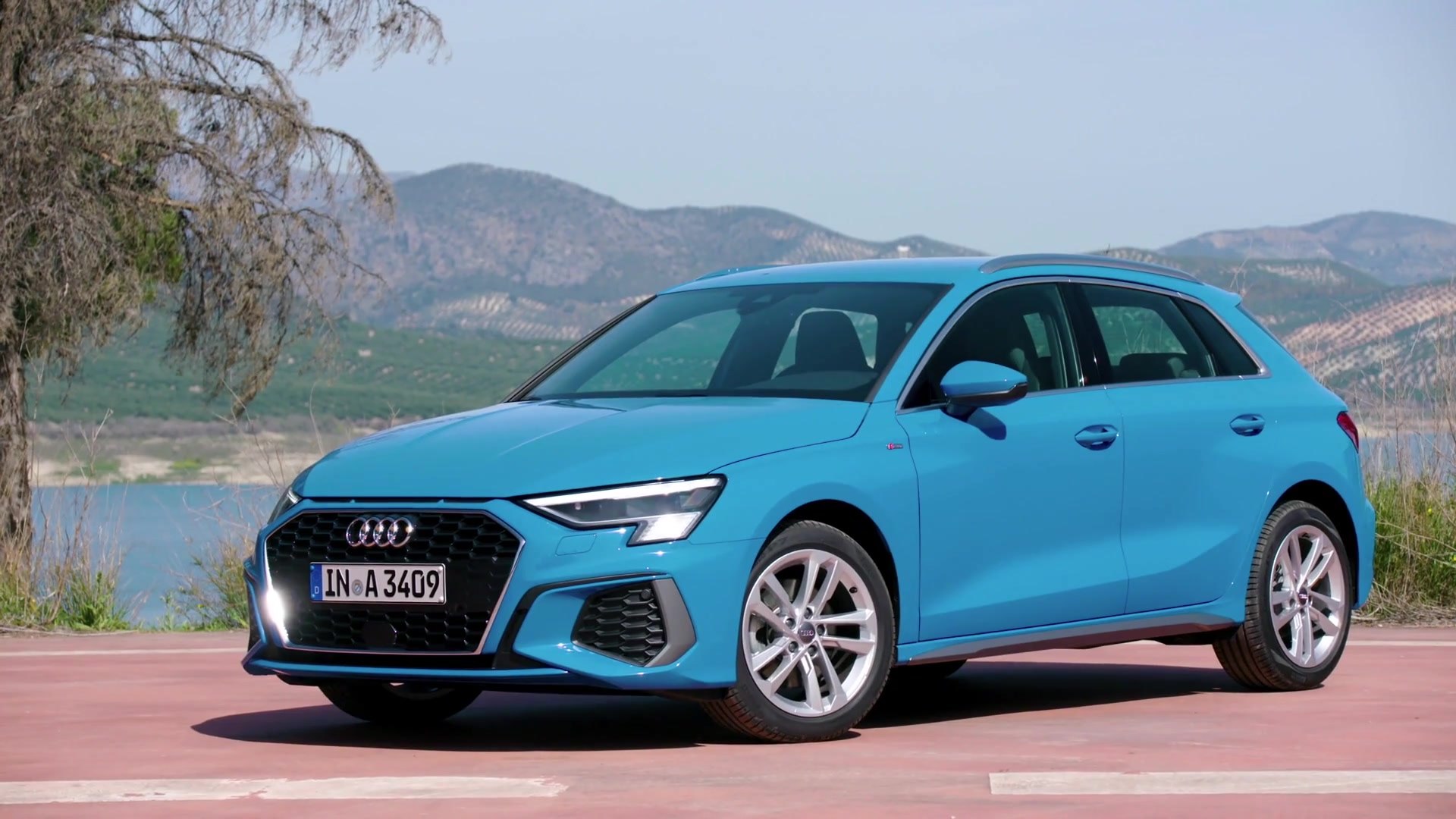The new Audi A3 Sportback Exterior Design in Turbo blue - video Dailymotion