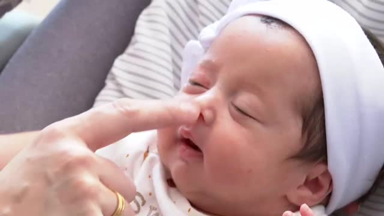 Mia y su madre ya están en casa tras pasar un mes aisladas y separadas por el coronavirus