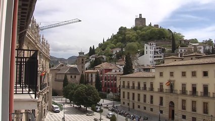 بسبب كورونا.. السياح يهجرون مدينة غرناطة الإسبانية