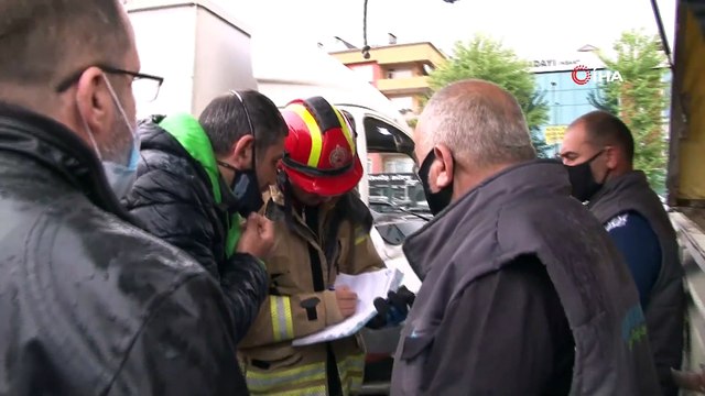 Pendik'te Trafik Kazası, 3 Aracın Karıştığı Kazada 1 Kişi Yaralandı