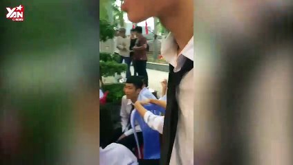 Nam sinh thẹn thùng tỏ tình với crush