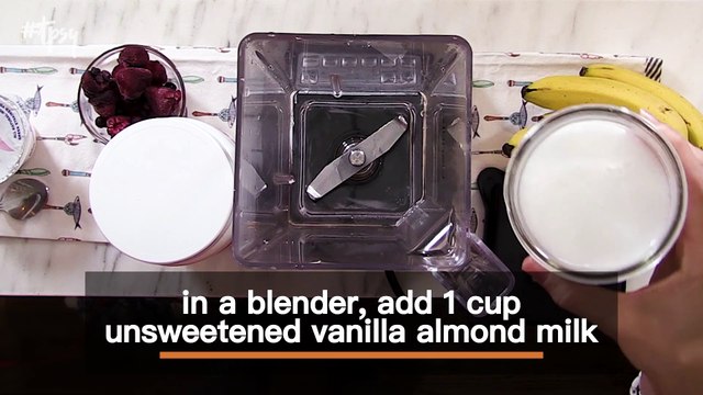 Boost Your Metabolism with this Protein-Packed Berry Smoothie