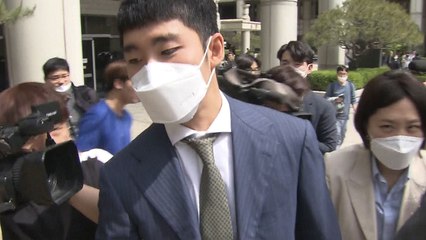 '남자 후배 성추행' 임효준, 1심서 벌금형 선고 / YTN