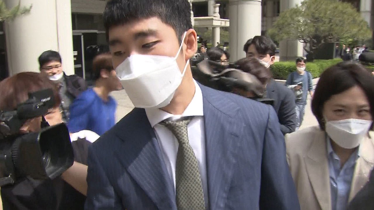 '남자 후배 성추행' 임효준, 1심서 벌금형 선고 / YTN