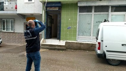 Tavana asılı beşikten düşen bebek hayatını kaybetti