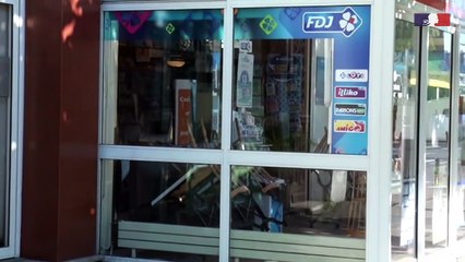 Les impôts au cœur de la crise